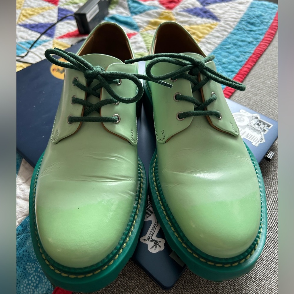 John Fluevog Winnie lace ups size 7 but fit like a 7.5